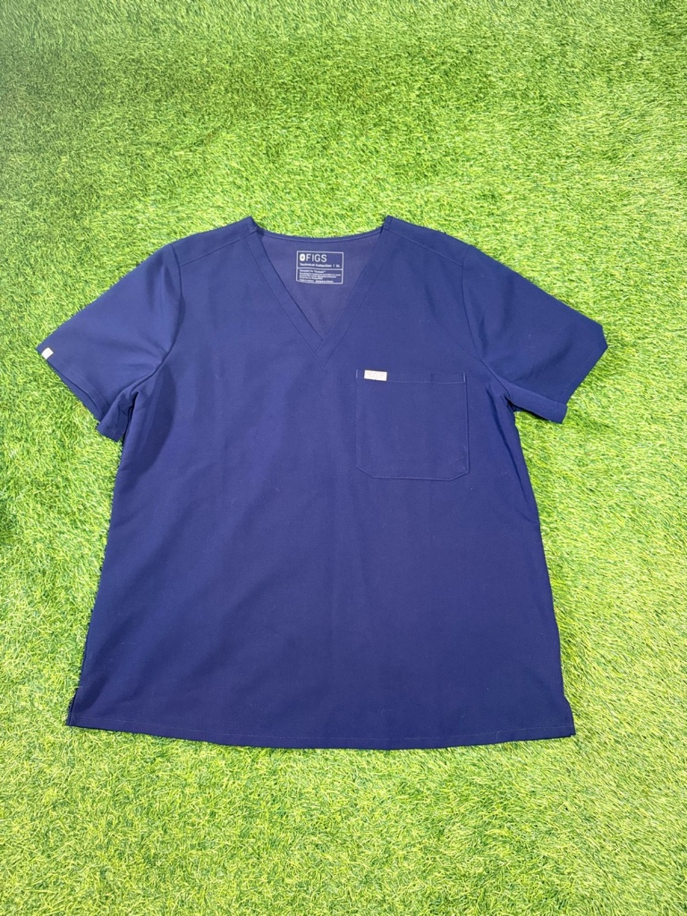 FIGS Catarina Women’s XL Navy Blue One Pocket Scrub Top